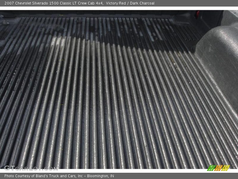 Victory Red / Dark Charcoal 2007 Chevrolet Silverado 1500 Classic LT Crew Cab 4x4
