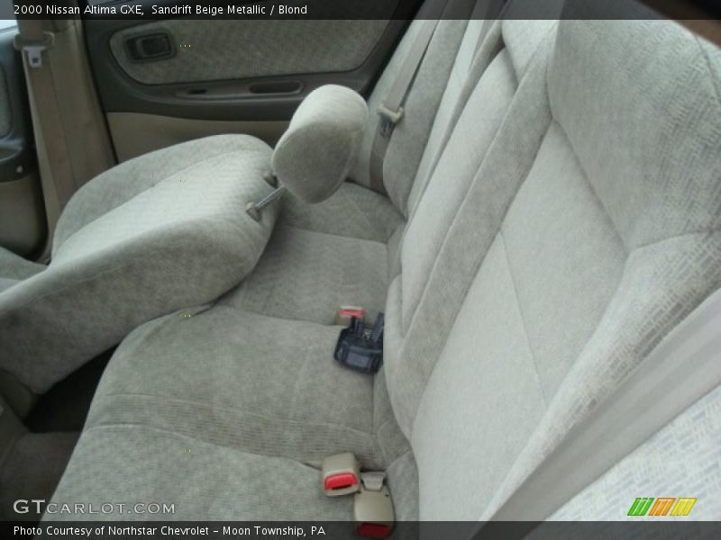 Sandrift Beige Metallic / Blond 2000 Nissan Altima GXE