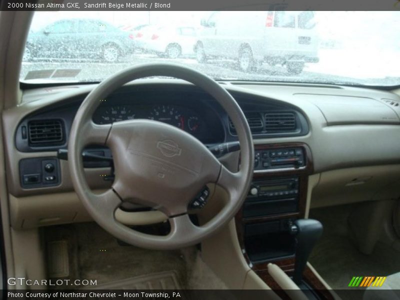 Sandrift Beige Metallic / Blond 2000 Nissan Altima GXE