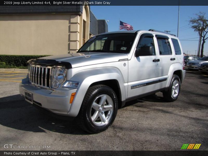 Bright Silver Metallic / Dark Slate Gray 2009 Jeep Liberty Limited 4x4