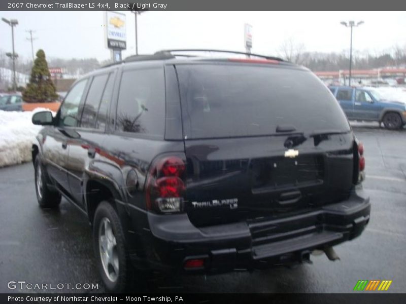 Black / Light Gray 2007 Chevrolet TrailBlazer LS 4x4