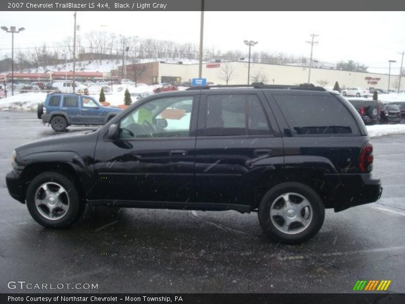 Black / Light Gray 2007 Chevrolet TrailBlazer LS 4x4