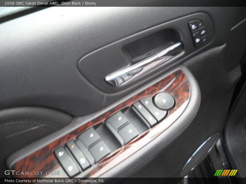 Onyx Black / Ebony 2008 GMC Yukon Denali AWD