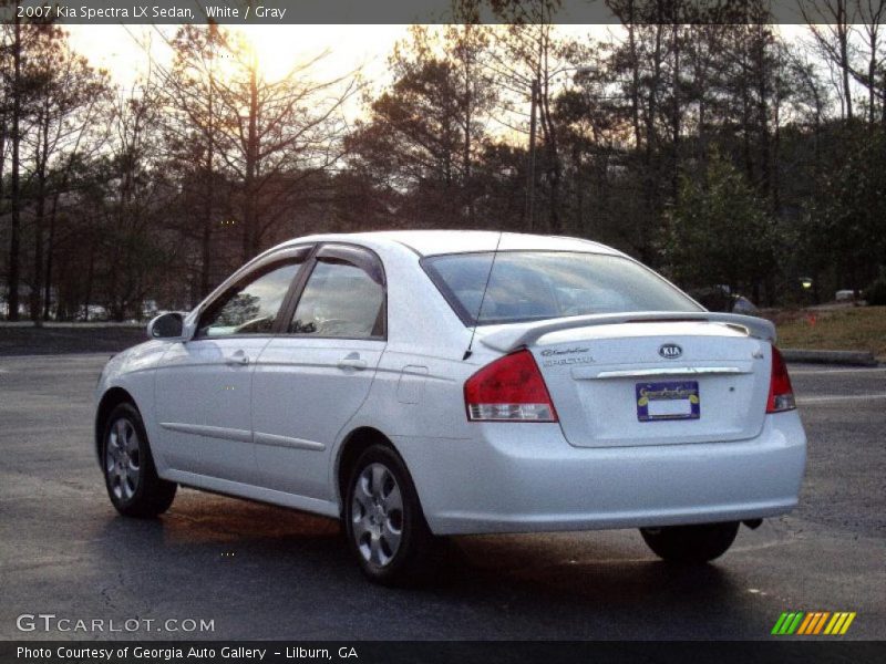 White / Gray 2007 Kia Spectra LX Sedan