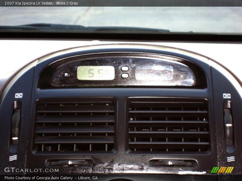 White / Gray 2007 Kia Spectra LX Sedan