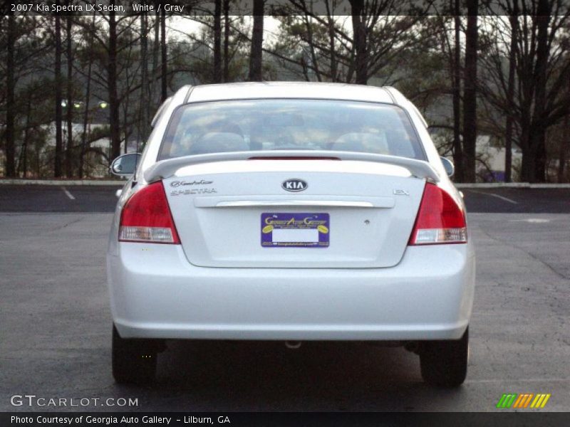 White / Gray 2007 Kia Spectra LX Sedan