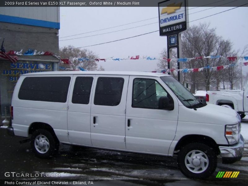 Oxford White / Medium Flint 2009 Ford E Series Van E150 XLT Passenger
