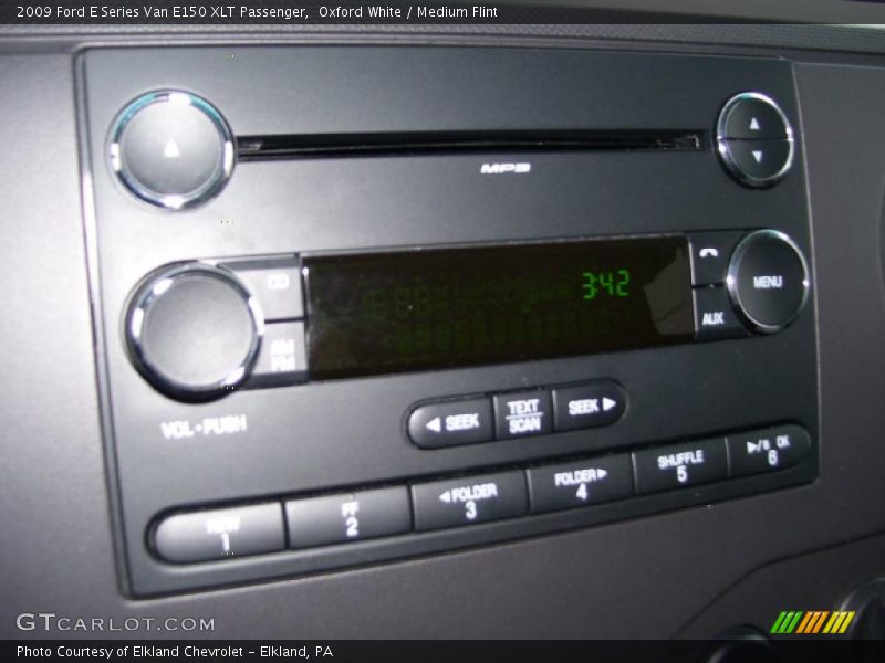 Oxford White / Medium Flint 2009 Ford E Series Van E150 XLT Passenger