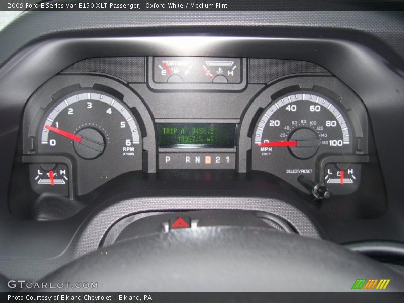 Oxford White / Medium Flint 2009 Ford E Series Van E150 XLT Passenger