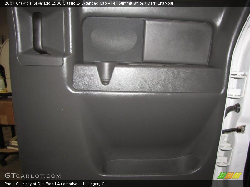 Summit White / Dark Charcoal 2007 Chevrolet Silverado 1500 Classic LS Extended Cab 4x4