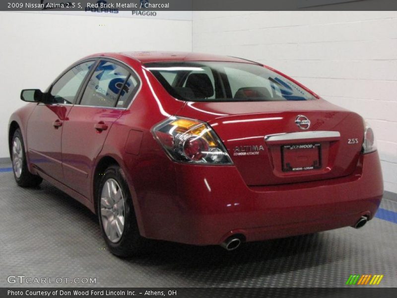 Red Brick Metallic / Charcoal 2009 Nissan Altima 2.5 S