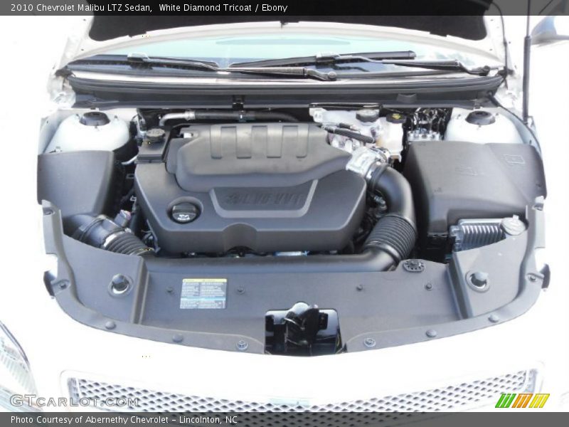 White Diamond Tricoat / Ebony 2010 Chevrolet Malibu LTZ Sedan