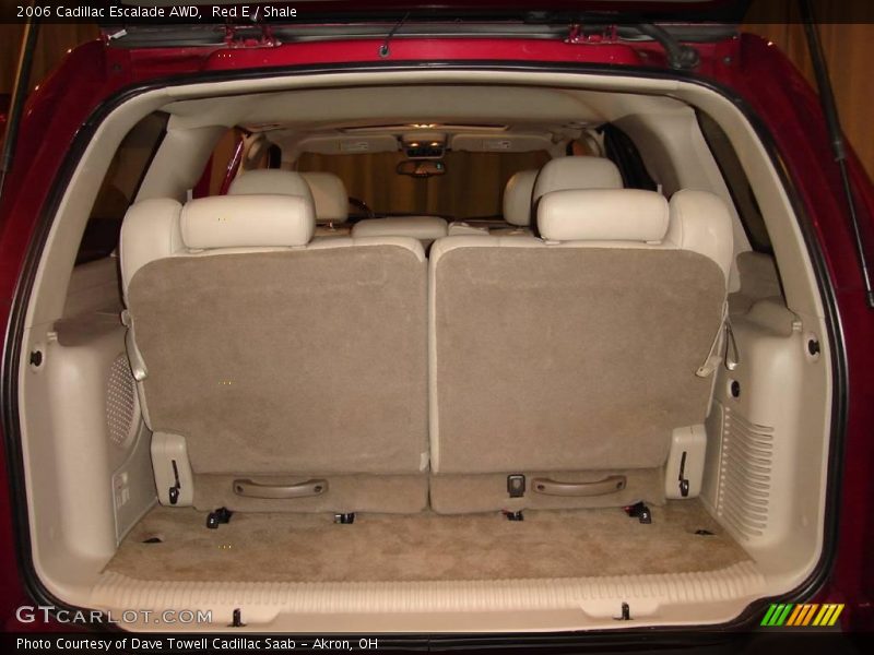 Red E / Shale 2006 Cadillac Escalade AWD