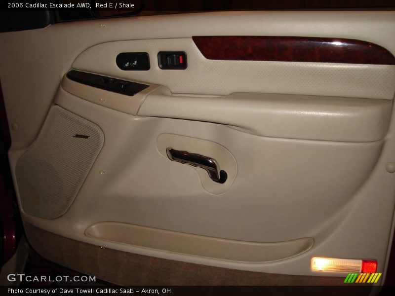 Red E / Shale 2006 Cadillac Escalade AWD