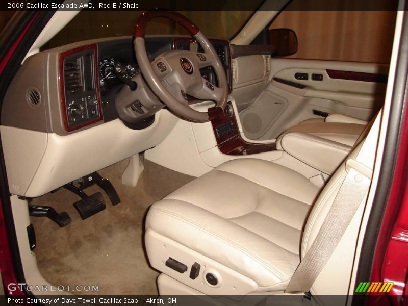 Red E / Shale 2006 Cadillac Escalade AWD