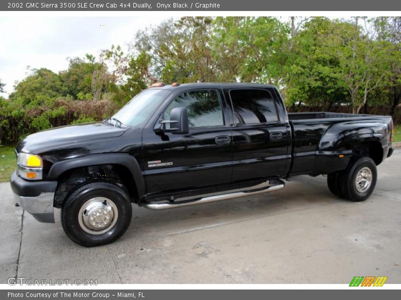 Onyx Black / Graphite 2002 GMC Sierra 3500 SLE Crew Cab 4x4 Dually