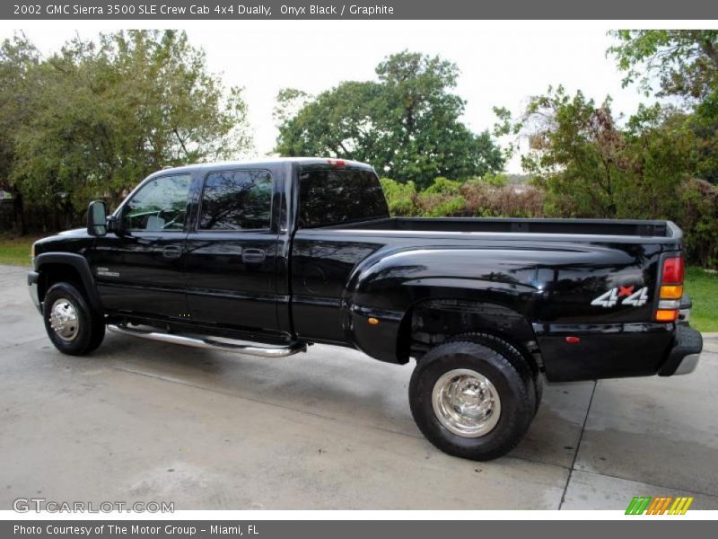 Onyx Black / Graphite 2002 GMC Sierra 3500 SLE Crew Cab 4x4 Dually
