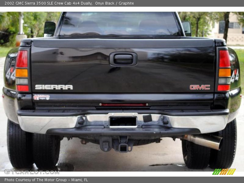 Onyx Black / Graphite 2002 GMC Sierra 3500 SLE Crew Cab 4x4 Dually