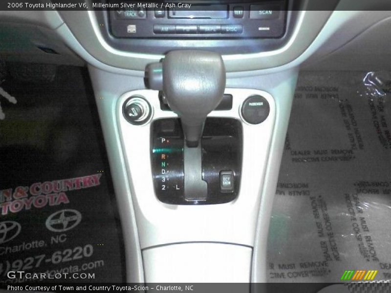 Millenium Silver Metallic / Ash Gray 2006 Toyota Highlander V6