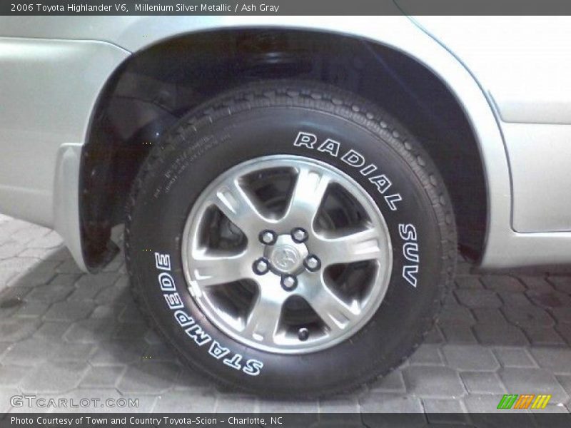 Millenium Silver Metallic / Ash Gray 2006 Toyota Highlander V6