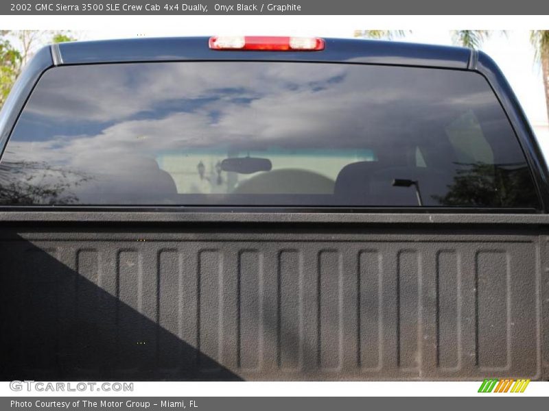Onyx Black / Graphite 2002 GMC Sierra 3500 SLE Crew Cab 4x4 Dually