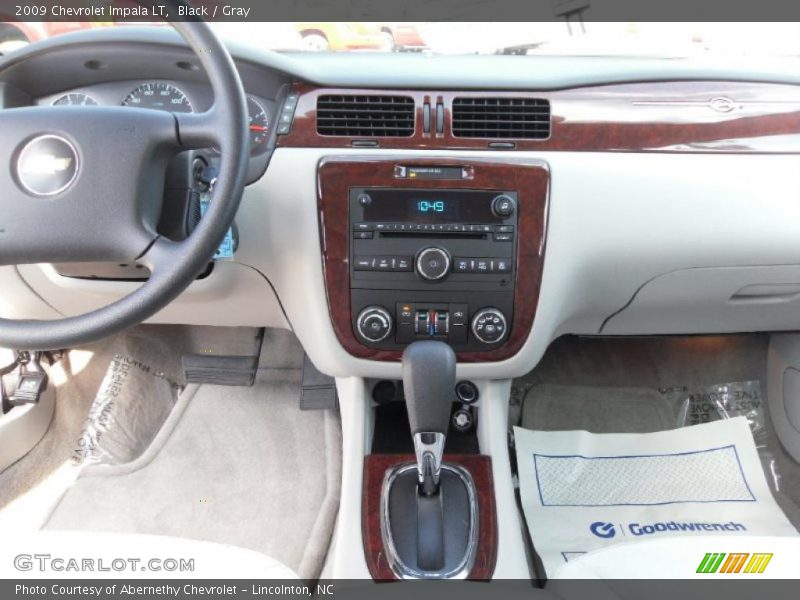 Black / Gray 2009 Chevrolet Impala LT