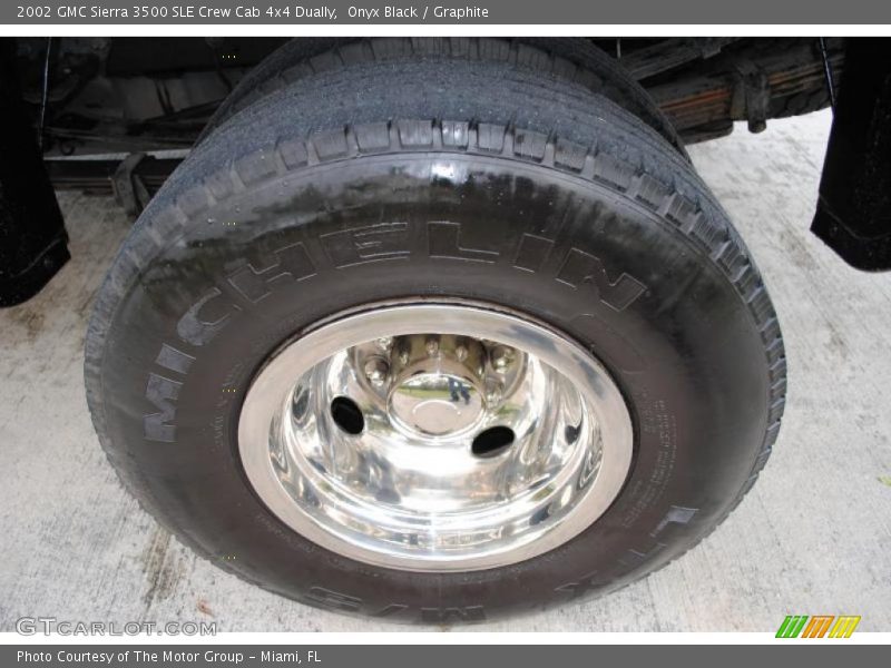 Onyx Black / Graphite 2002 GMC Sierra 3500 SLE Crew Cab 4x4 Dually