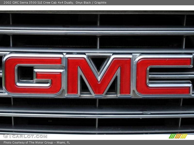 Onyx Black / Graphite 2002 GMC Sierra 3500 SLE Crew Cab 4x4 Dually