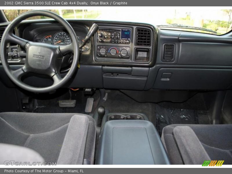 Onyx Black / Graphite 2002 GMC Sierra 3500 SLE Crew Cab 4x4 Dually