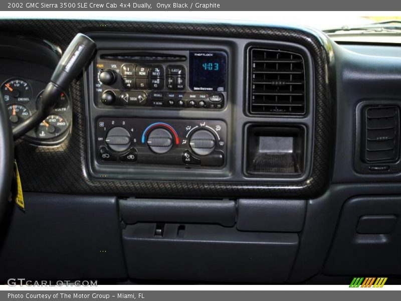 Onyx Black / Graphite 2002 GMC Sierra 3500 SLE Crew Cab 4x4 Dually