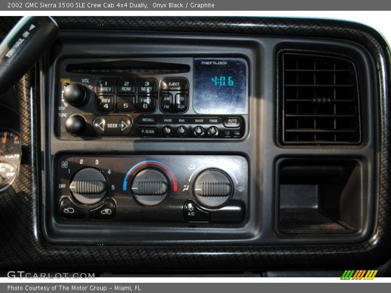 Onyx Black / Graphite 2002 GMC Sierra 3500 SLE Crew Cab 4x4 Dually