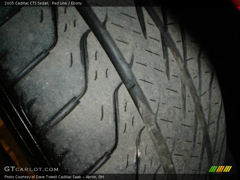 Red Line / Ebony 2005 Cadillac CTS Sedan
