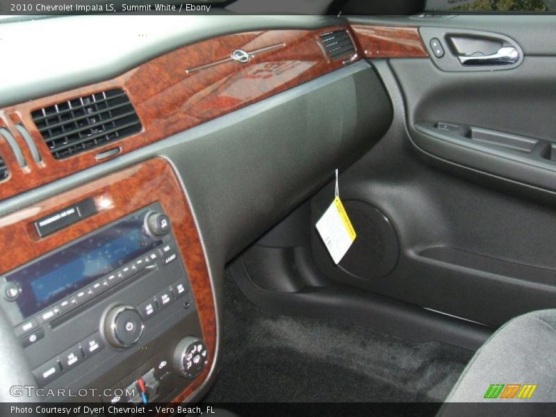 Summit White / Ebony 2010 Chevrolet Impala LS