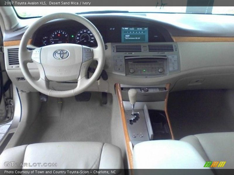 Desert Sand Mica / Ivory 2007 Toyota Avalon XLS