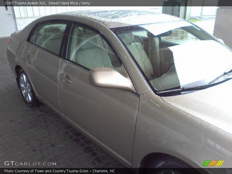 Desert Sand Mica / Ivory 2007 Toyota Avalon XLS
