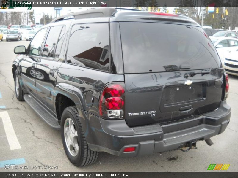Black / Light Gray 2005 Chevrolet TrailBlazer EXT LS 4x4