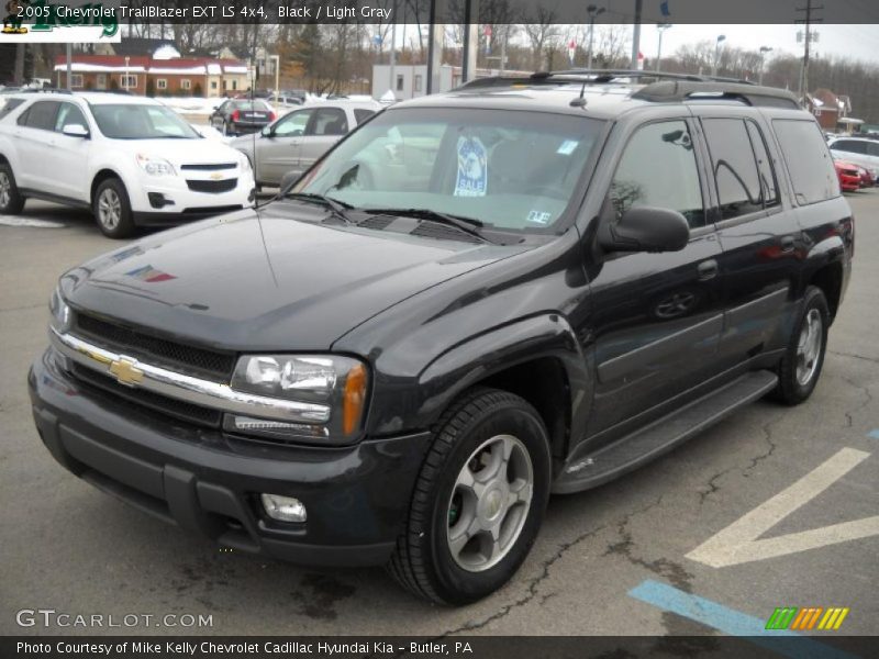 Black / Light Gray 2005 Chevrolet TrailBlazer EXT LS 4x4