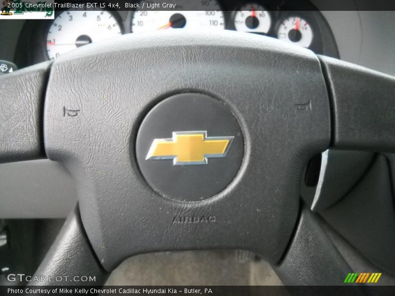 Black / Light Gray 2005 Chevrolet TrailBlazer EXT LS 4x4