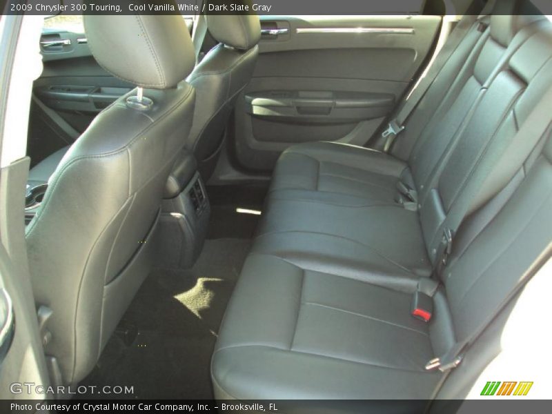 Cool Vanilla White / Dark Slate Gray 2009 Chrysler 300 Touring