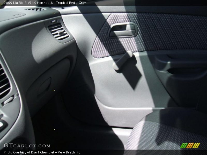 Tropical Red / Gray 2009 Kia Rio Rio5 LX Hatchback