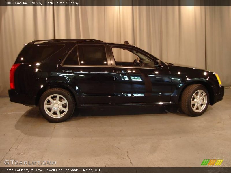 Black Raven / Ebony 2005 Cadillac SRX V6