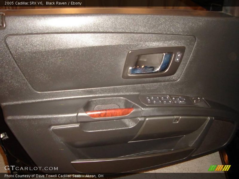 Black Raven / Ebony 2005 Cadillac SRX V6