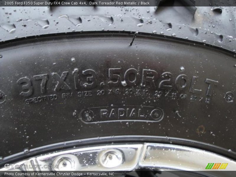 Dark Toreador Red Metallic / Black 2005 Ford F350 Super Duty FX4 Crew Cab 4x4