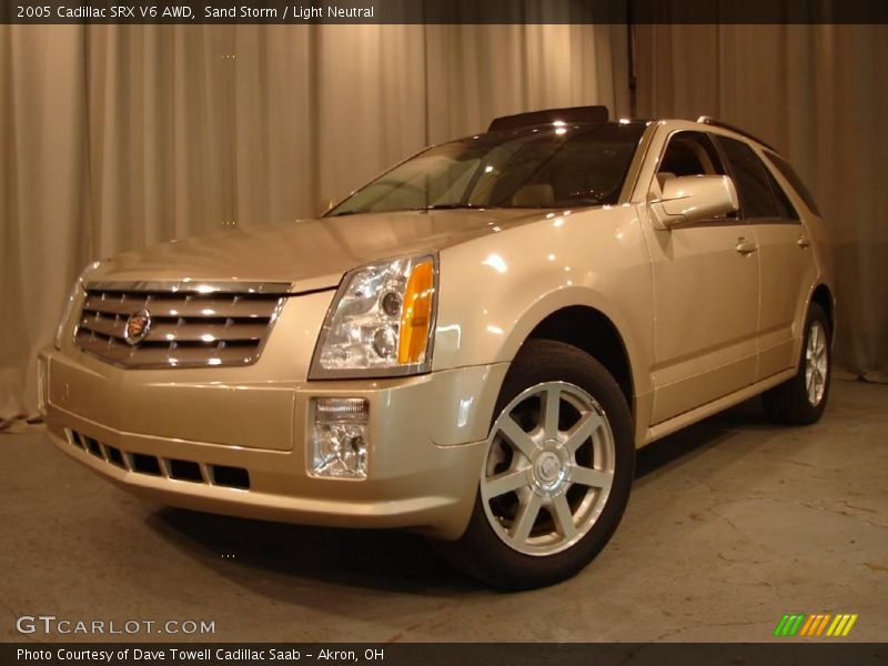 Sand Storm / Light Neutral 2005 Cadillac SRX V6 AWD
