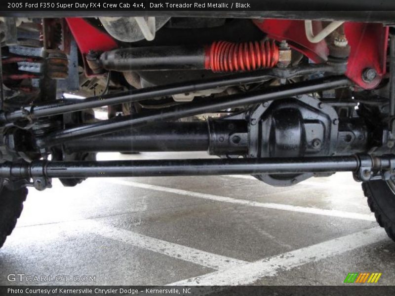 Dark Toreador Red Metallic / Black 2005 Ford F350 Super Duty FX4 Crew Cab 4x4