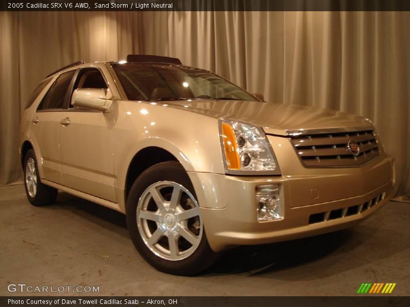 Sand Storm / Light Neutral 2005 Cadillac SRX V6 AWD