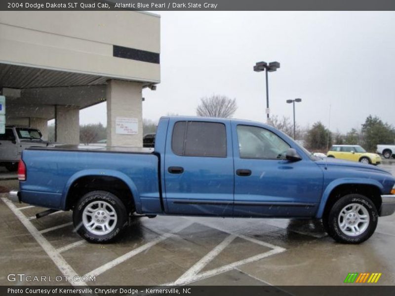 Atlantic Blue Pearl / Dark Slate Gray 2004 Dodge Dakota SLT Quad Cab