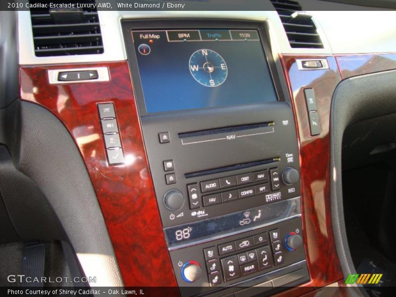 White Diamond / Ebony 2010 Cadillac Escalade Luxury AWD