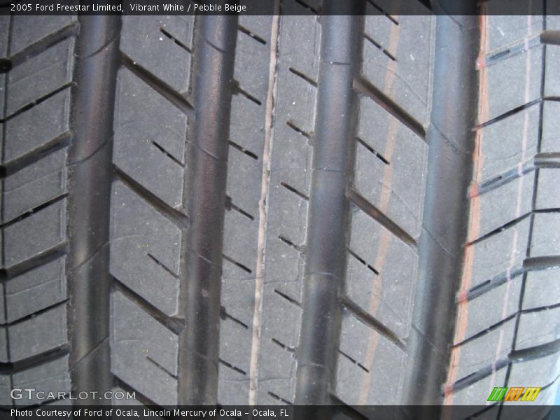 Vibrant White / Pebble Beige 2005 Ford Freestar Limited