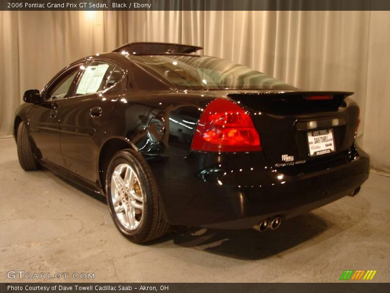 Black / Ebony 2006 Pontiac Grand Prix GT Sedan